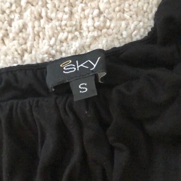 Sky top - Picture 2 of 4